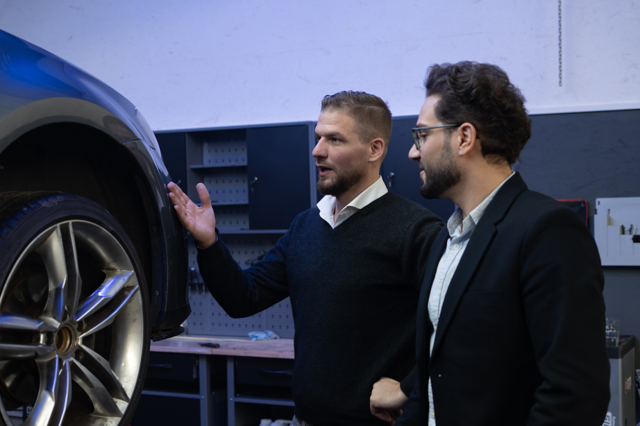 Beratung zur Fahrzeugbewertung. Wir erklären den Autoankauf bei Schaden transparent und fair.