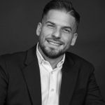 Hendrik_Kreft_Autoguru247-1-e1767020798542.jpeg